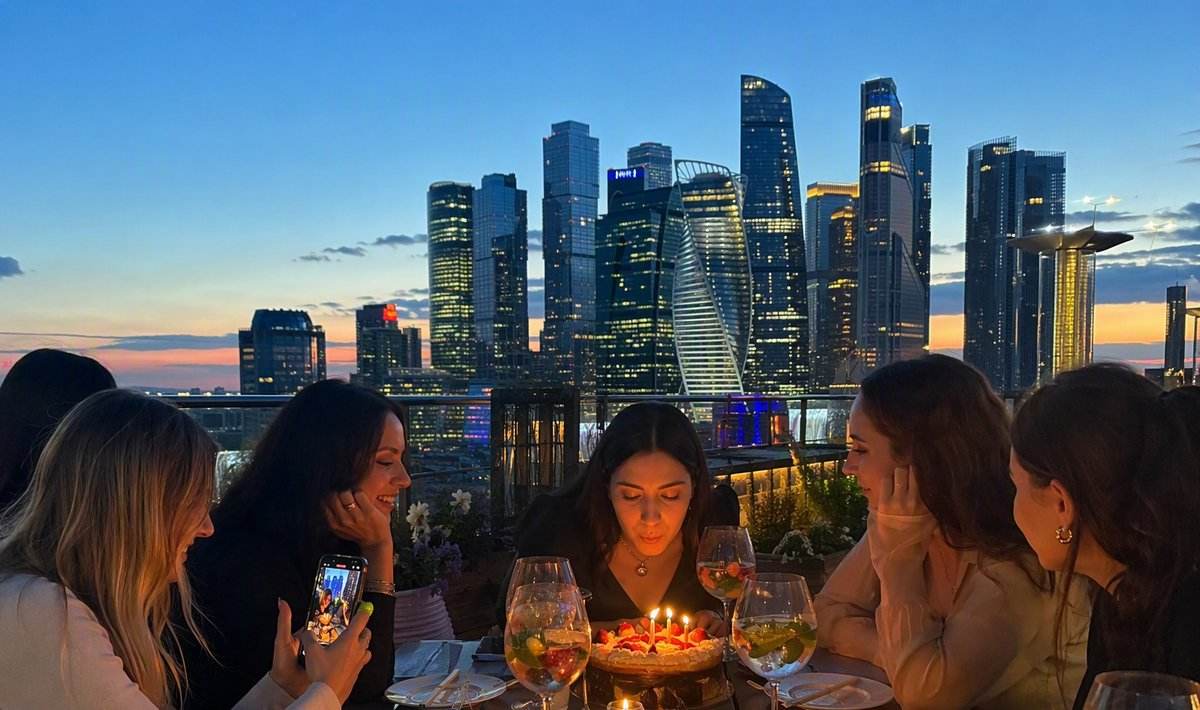День рождения-впечатление в Москве: от яхты до 62 этажа — сценарии с ценами — ТурВояж, Сочи