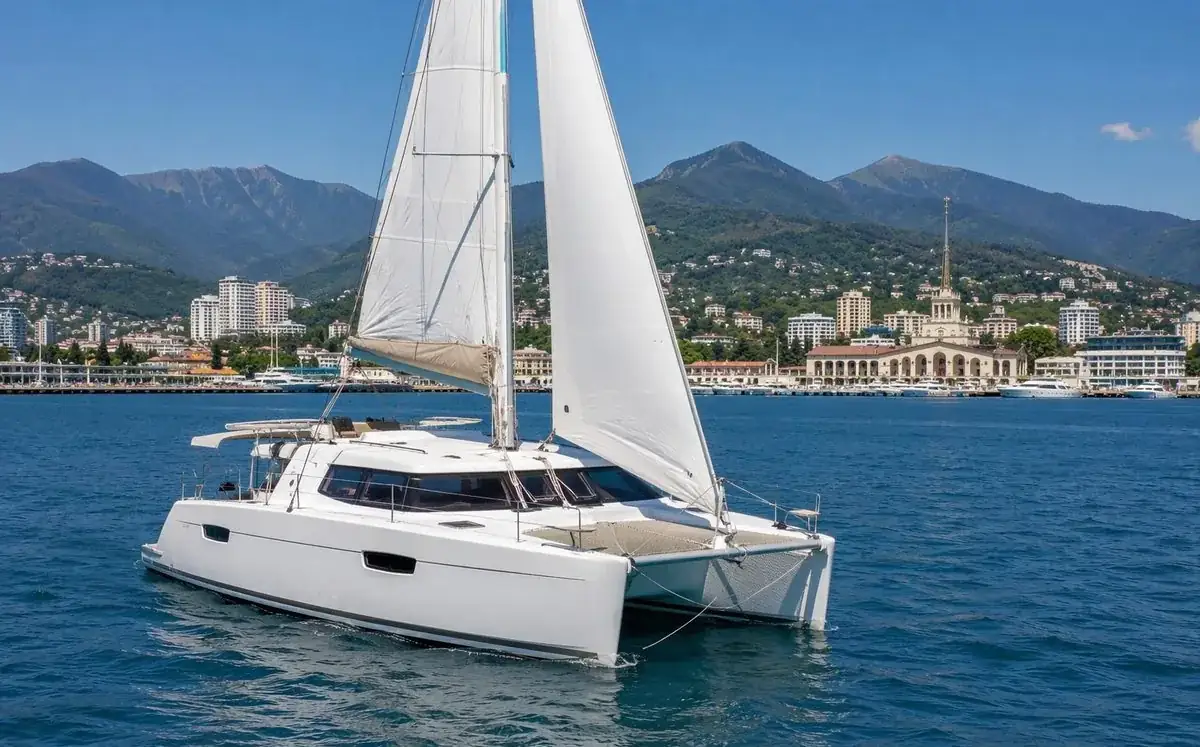 Fountaine-Pajot 43